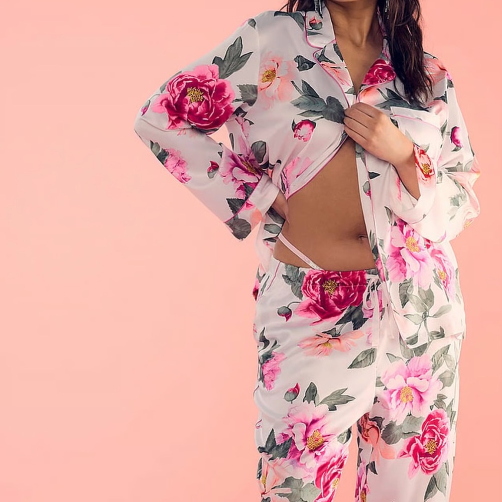 Victoria Secret Floral Print Women's Pajama Set Size XXL